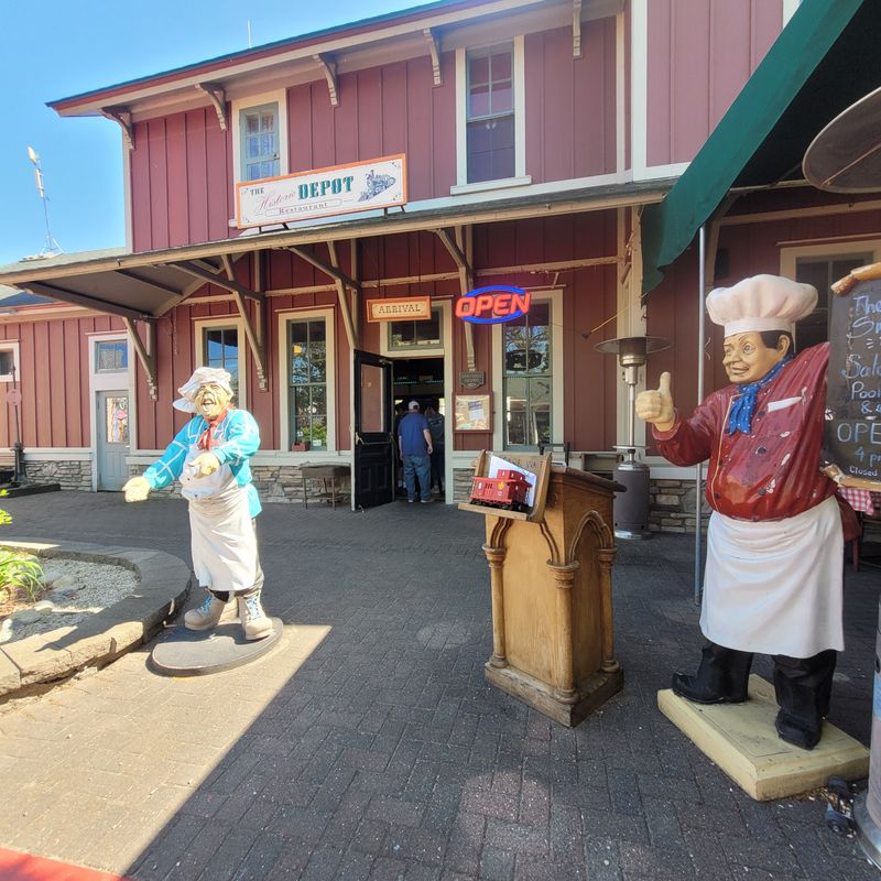 Historic Depot Restaurant (Mackinaw City)