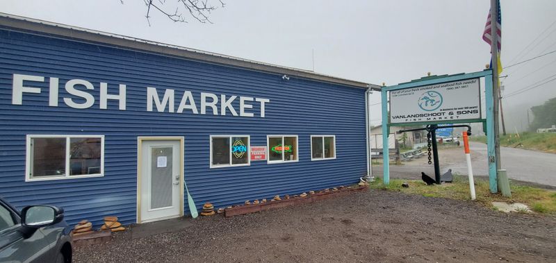 VanLandschoot & Sons Fish Market, Munising