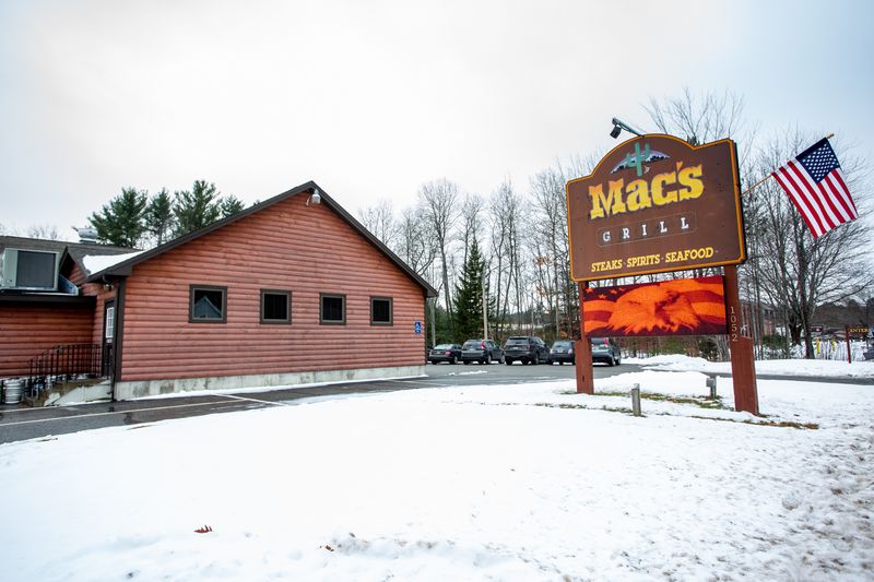 Mac's Grill, Auburn Mac's Grill, Auburn