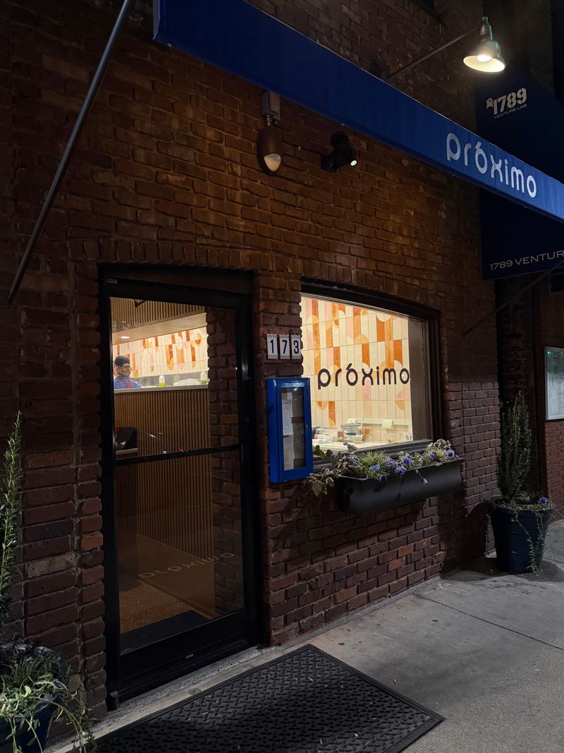 Próximo, Chapel Hill