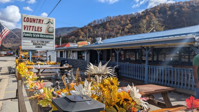 Maggie Valley As The Perfect Backdrop For This Kind Of Meal Maggie Valley As The Perfect Backdrop For This Kind Of Meal