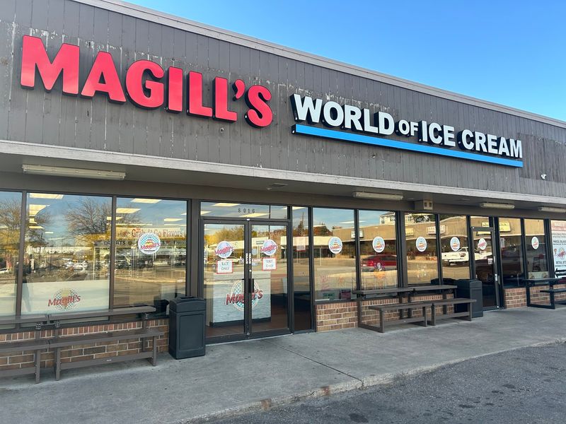 Magill's World of Ice Cream, Lakewood
