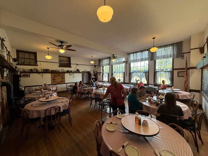 Schoolhouse Restaurant, Camp Dennison
