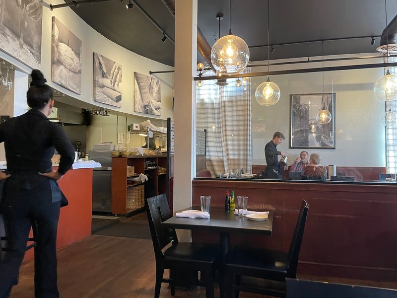 Paravicini's Italian Bistro