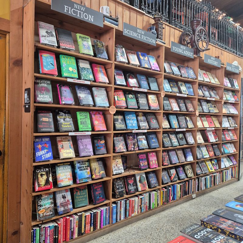 Midtown Scholar Bookstore-Cafe