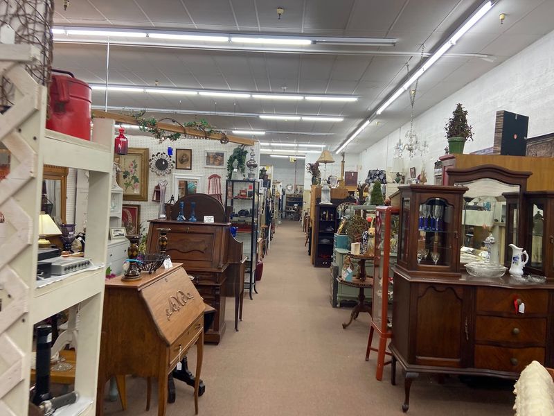 Main Street Antique Mall