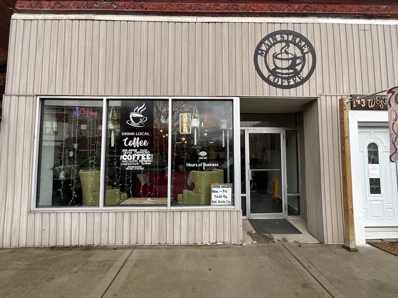 Main Street Coffee and Gym, Newcomerstown