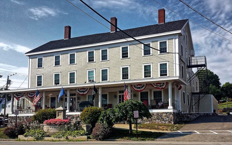 Main Street Shops Sparkle With Glass, Art, And Rocks