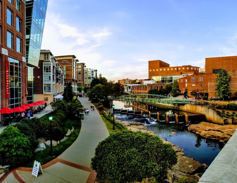 Main Street Turns Ordinary Afternoons Into Little Outings Main Street Turns Ordinary Afternoons Into Little Outings