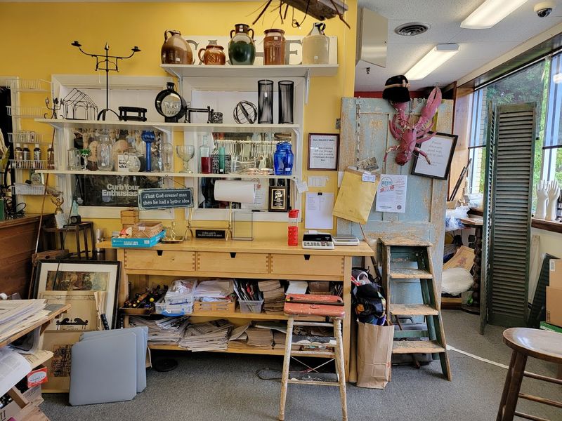 Hallowell Antique Mall