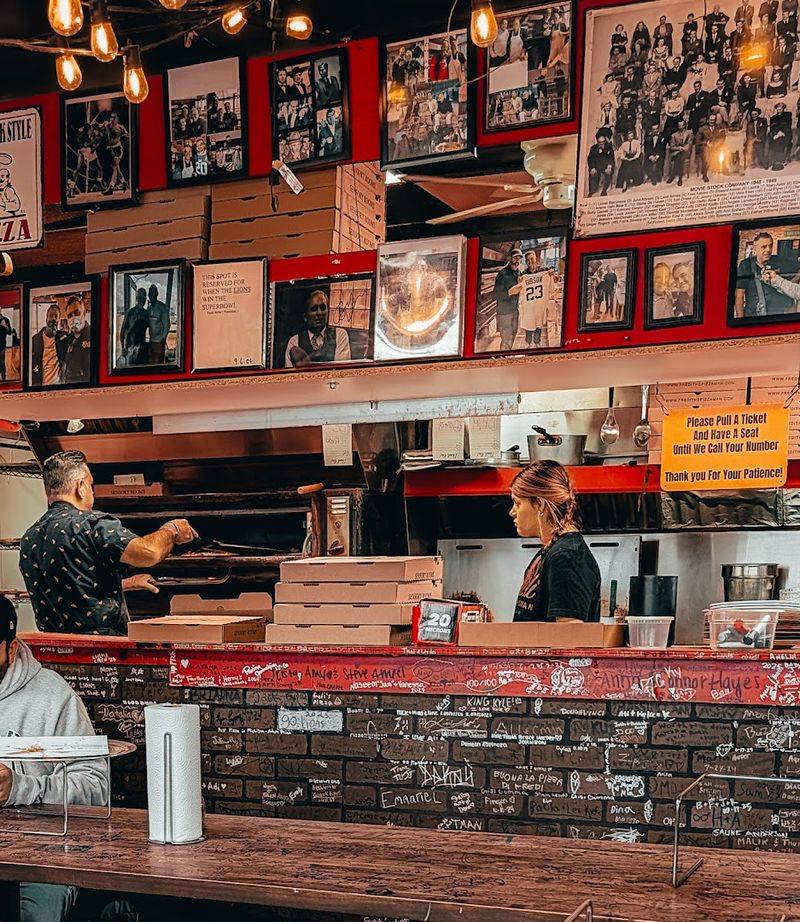 Fredi The PizzaMan, Melvindale