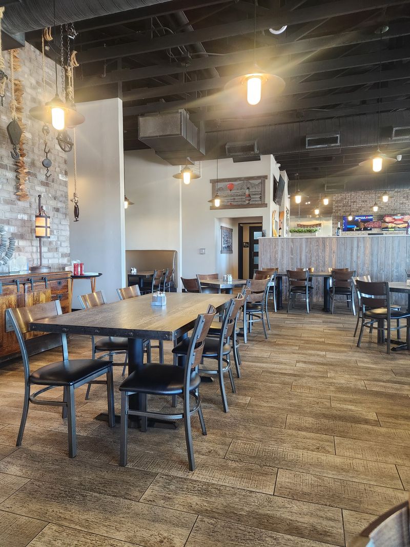 Boat House Grill On The Island