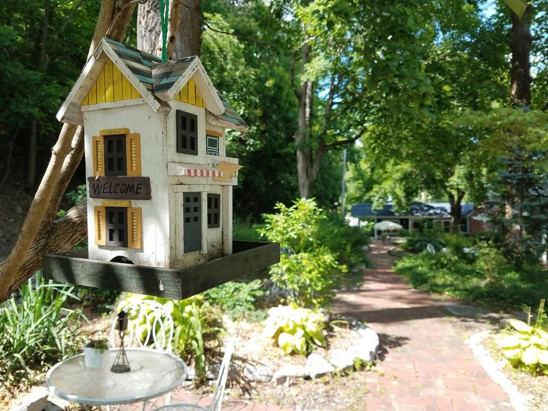 Elsah, Maple Leaf Cottage Inn