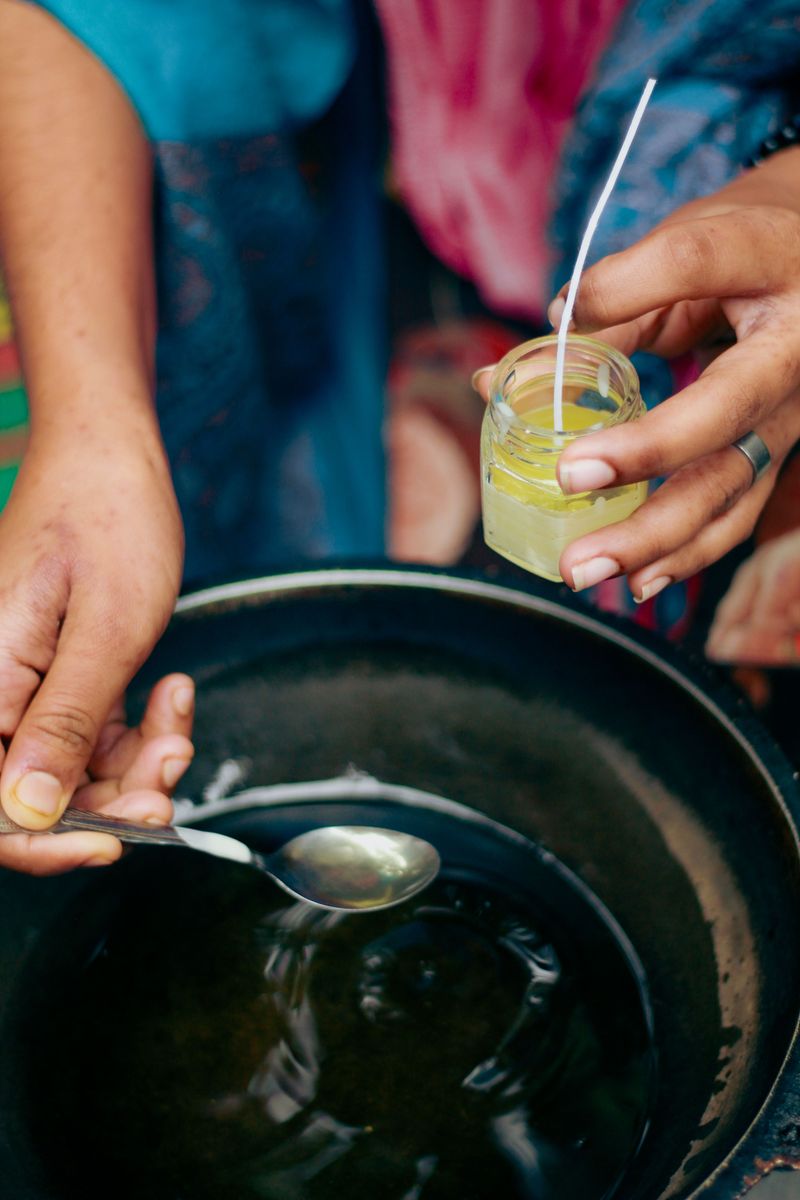 Make A Candle By Hand