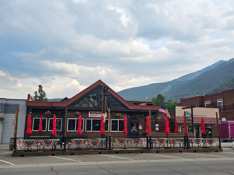 Make East Main Street A Simple Morning Detour