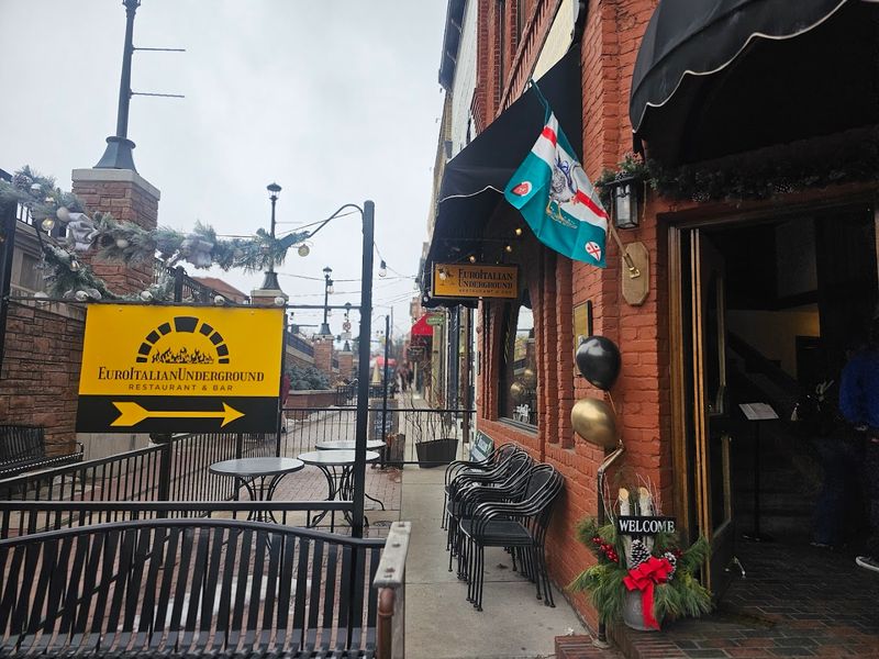 Making The Most Of Your Evening Around 715 Grand Avenue