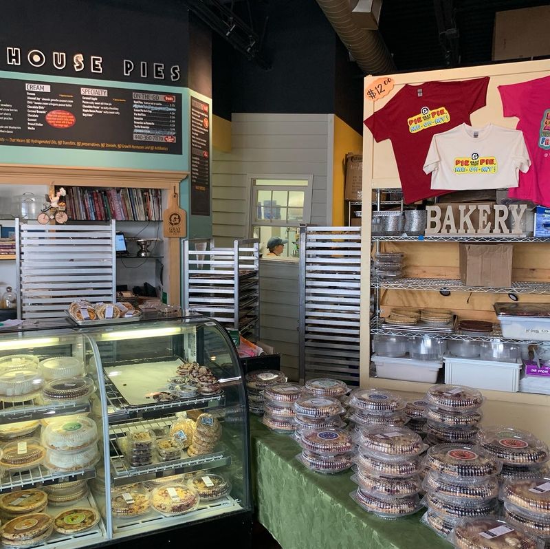 Gray House Pies, Westlake