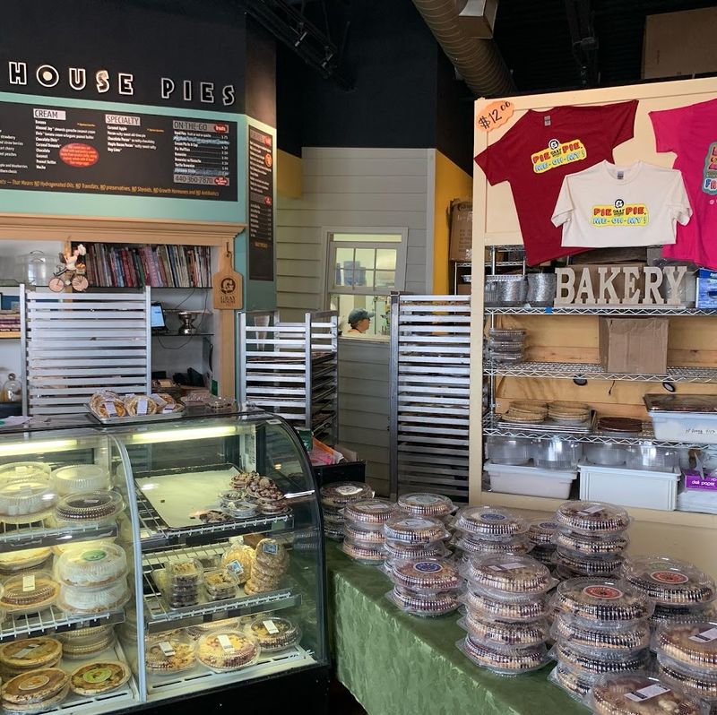 Gray House Pies, Westlake