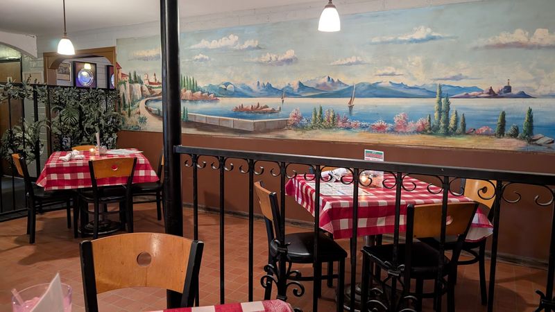 Mama Louisa's Italian Restaurant, Tucson Mama Louisa's Italian Restaurant, Tucson