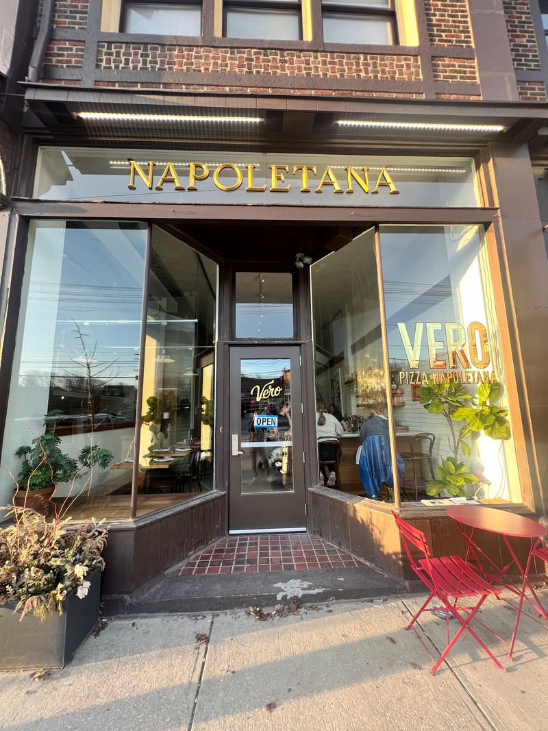 Vero Pizza Napoletana — Cleveland Heights, Ohio