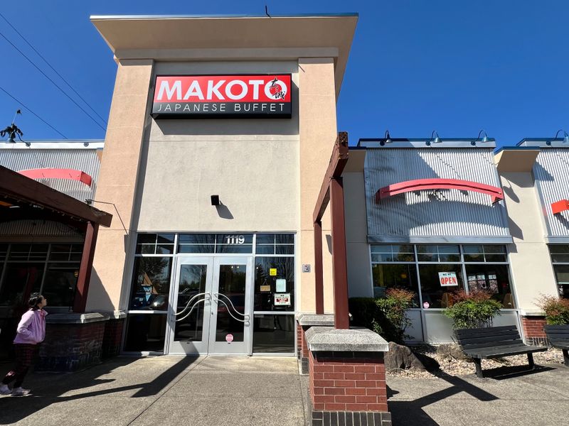 Makoto Japanese Buffet, Vancouver