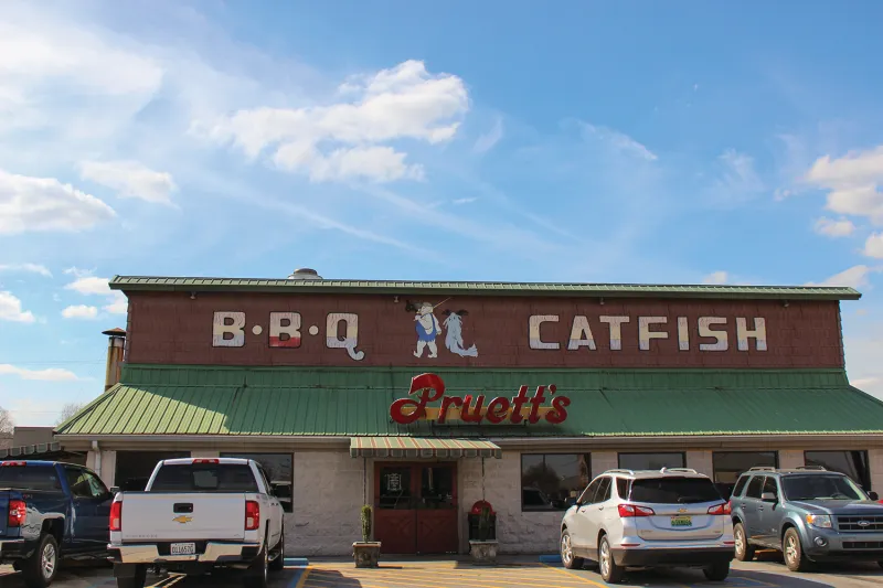 Pruett's Bar-B-Q: Gadsden's Smoky Paradise