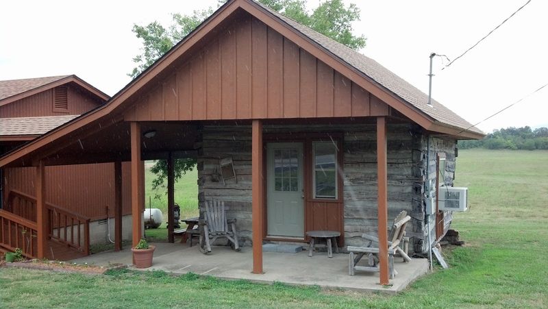 Mama's Log House Quilt Shop, Huntington