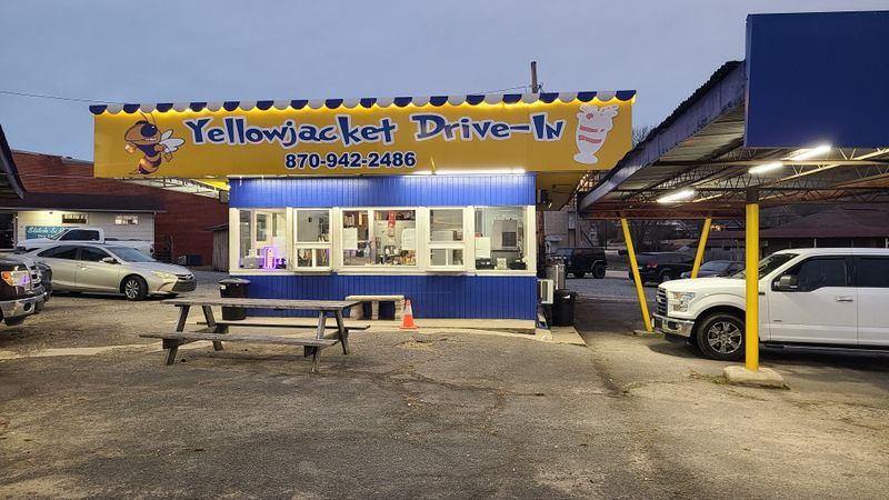 Yellowjacket Drive-In, Sheridan