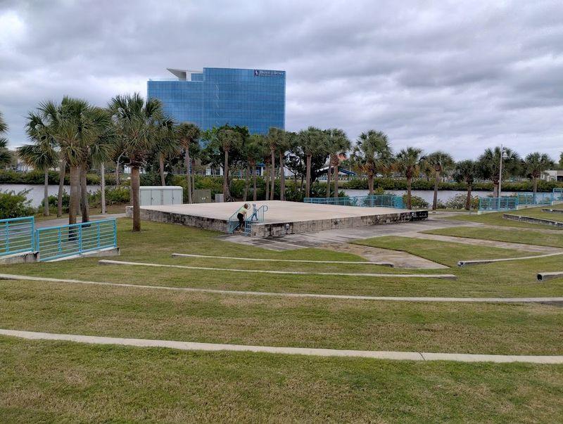 Manatee Island Is The Perfect Island Stage