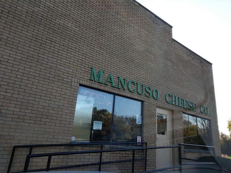 Mancuso Cheese Co, Joliet, IL