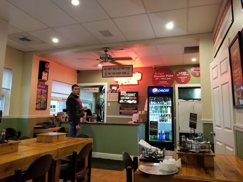 Mandy's Pizza