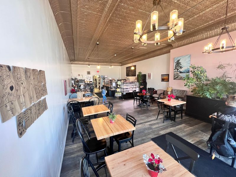 New Moon Vegan - Batavia