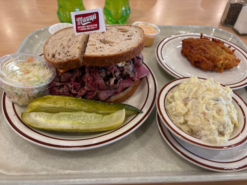 Manny's Cafeteria and Delicatessen, Chicago