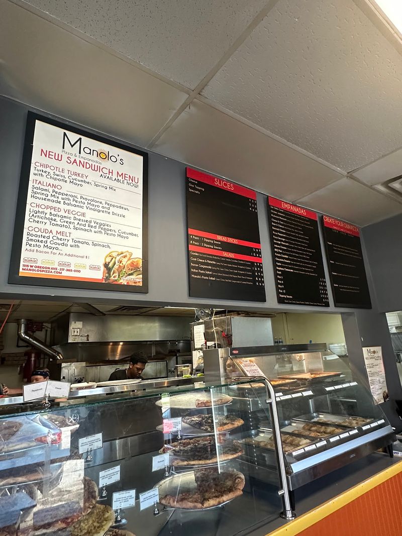 Manolo's Pizza & Empanadas, Urbana, IL