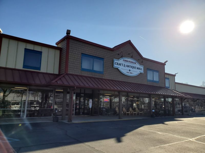 A Treasure Hunter’s Haven In Livonia