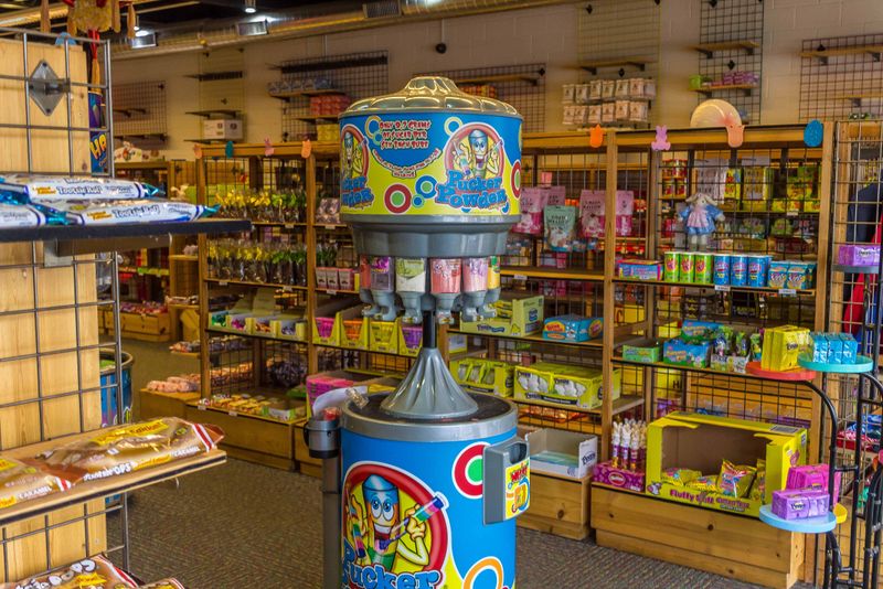 Hunt The Retro Wall Like A Historian