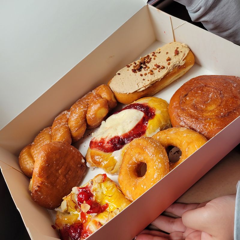 Maple Bars And Apple Fritters Done Right Maple Bars And Apple Fritters Done Right