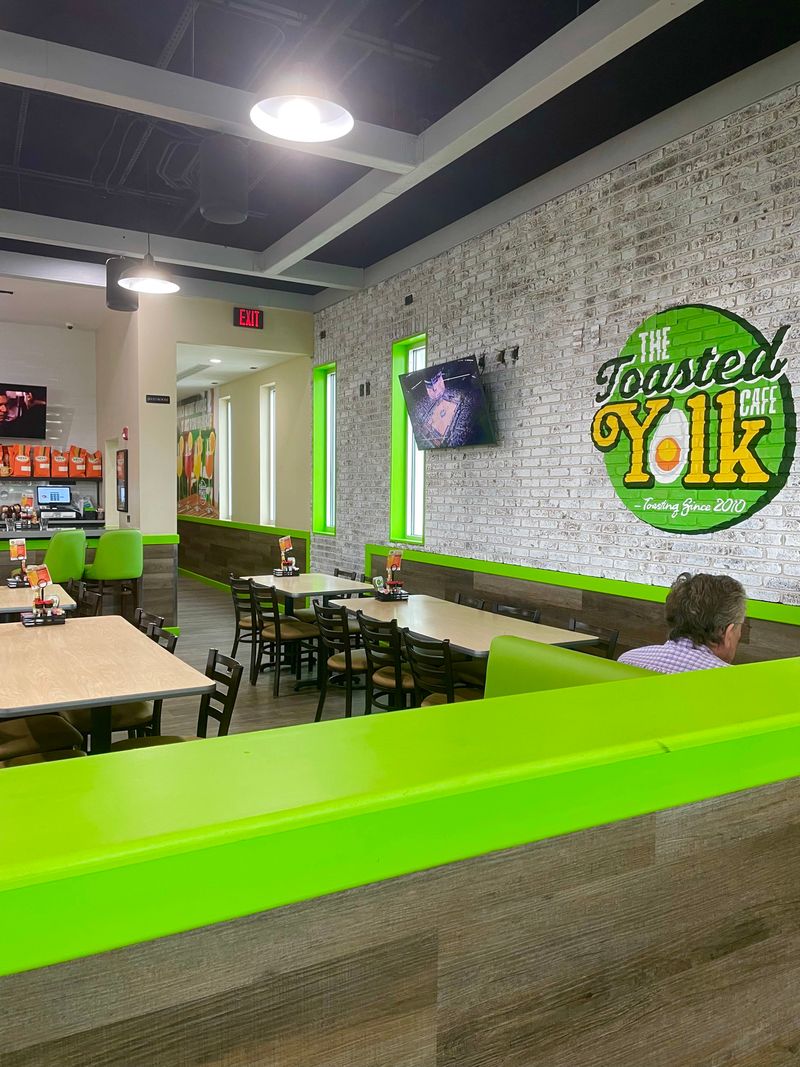 The Broken Yolk Cafe – Sarasota
