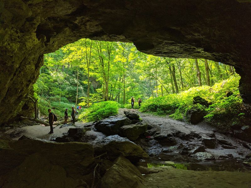 Maquoketa Caves State Park, Iowa's Underground Adventure Maquoketa Caves State Park, Iowa's Underground Adventure