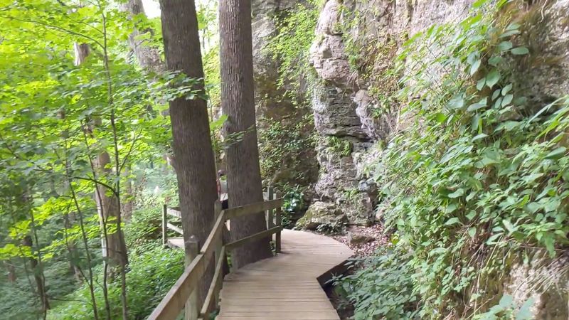 Maquoketa Caves State Park, Maquoketa