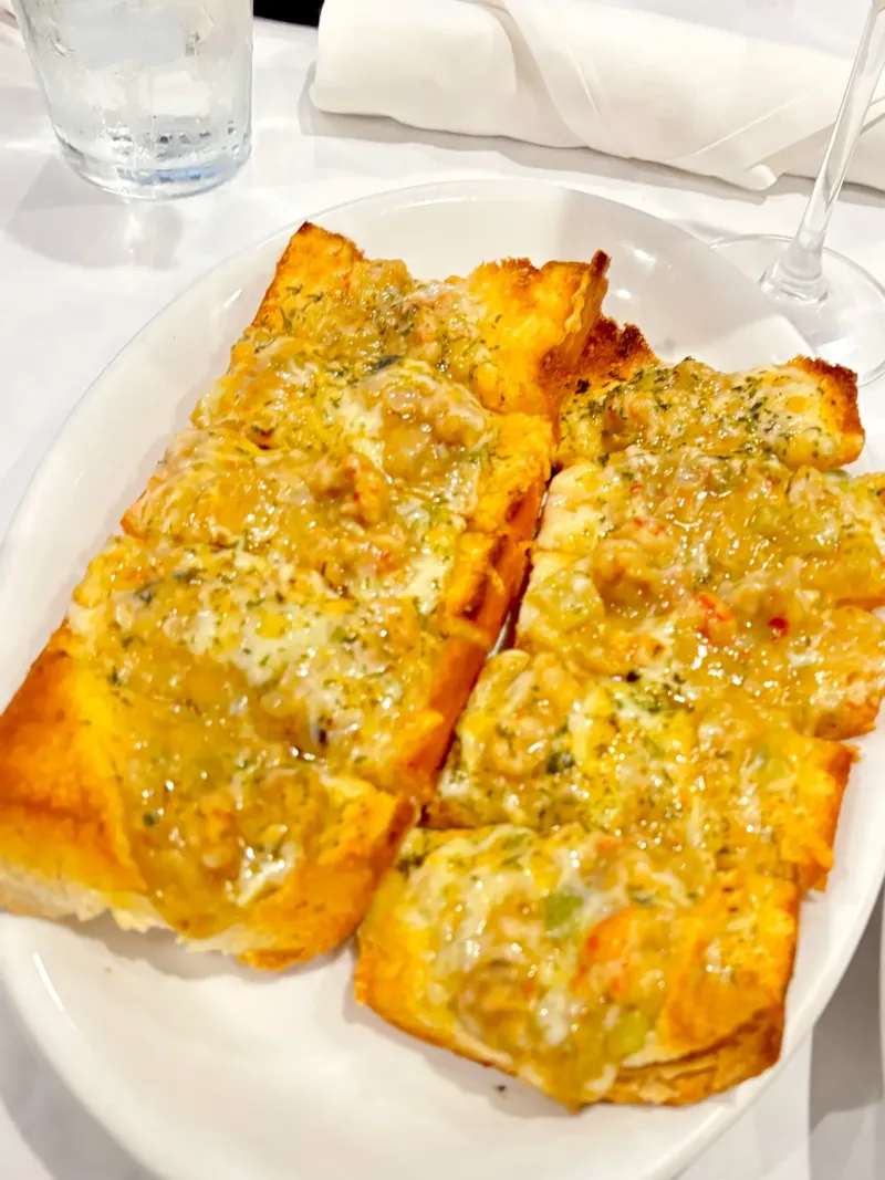 Nonna's Cafe - Italian-Cajun Perfection