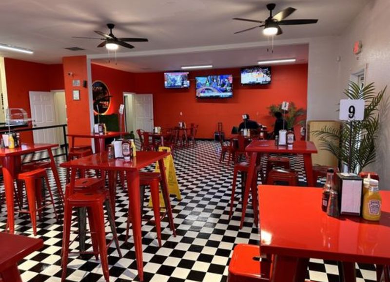 Hot Fish House (Lakewood)