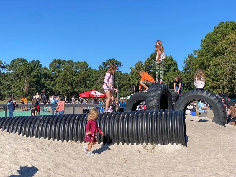 Mark Your Calendar Before These Fall Weekends Slip Away