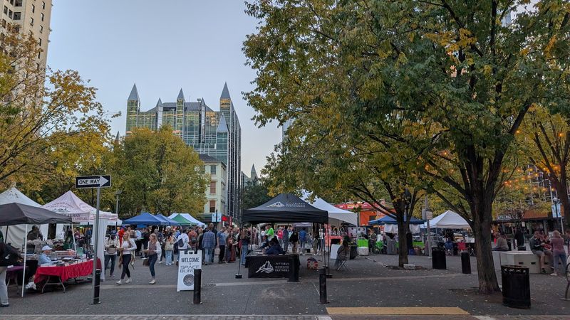 Market Square Farmers Market, Pittsburgh, Pennsylvania