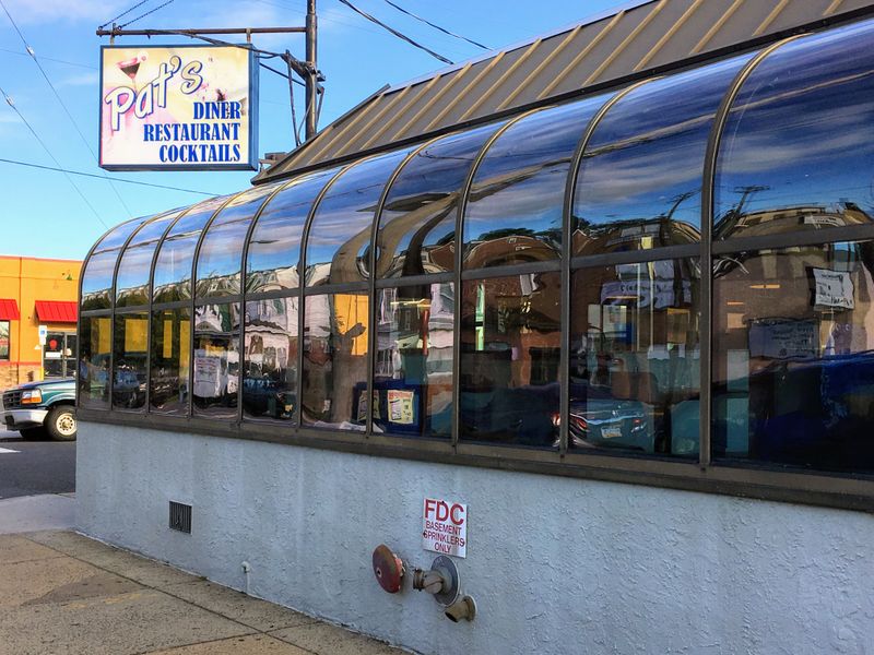 Pat's Diner – 1300 S Broad St, Trenton, NJ 08610