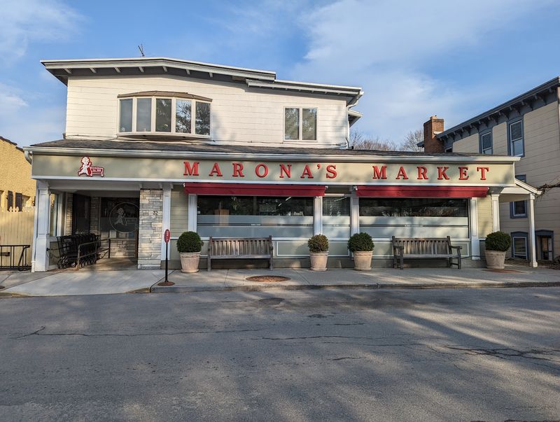 Marona's Market Marona's Market