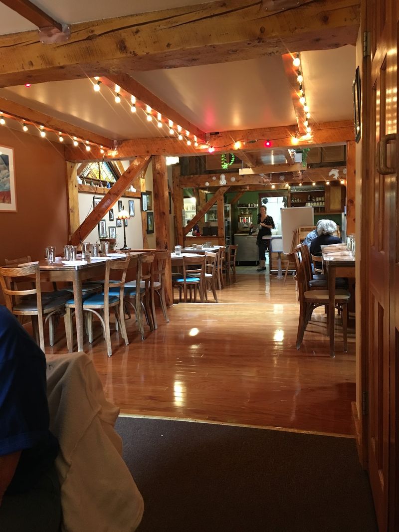 Marrocco's Family Dining, Ward