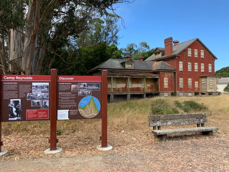 Angel Island State Park (Angel Island Cafe / Cove Café)