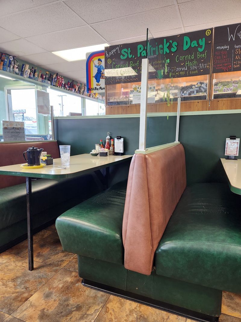 Martin Way Diner