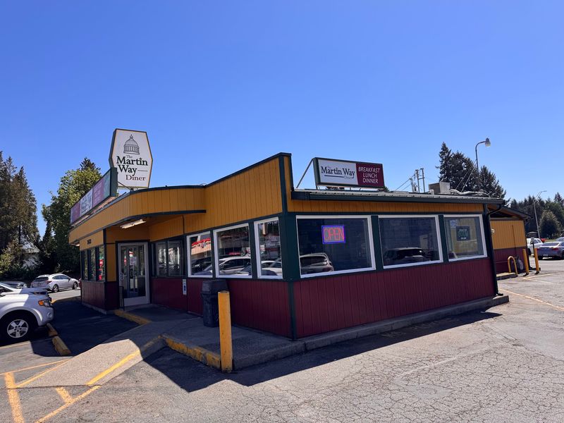 Martin Way Diner, Olympia